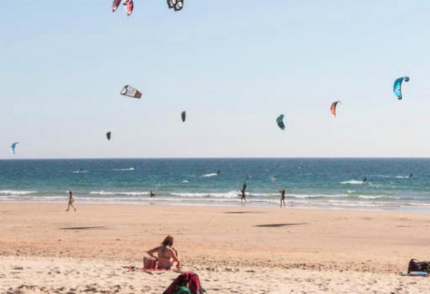 Lovely Lisboa Costa Da Caparica Seaview Apartment Bagian luar foto